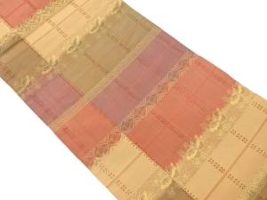 横段に蝶・花々模様織出し全通袋帯